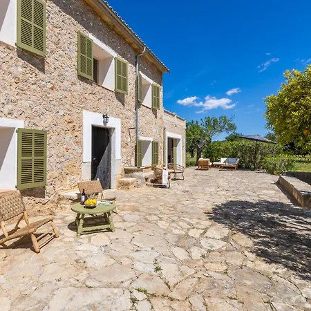 Casa De Almendros